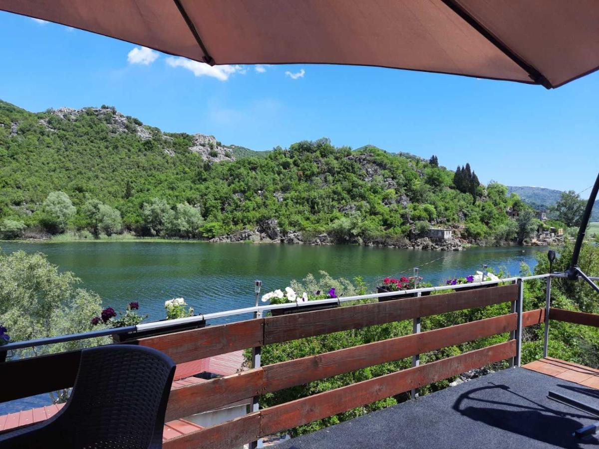 Mali Raj Apartmani Cetinje Exterior foto